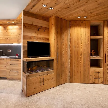 Adelina Chalet *